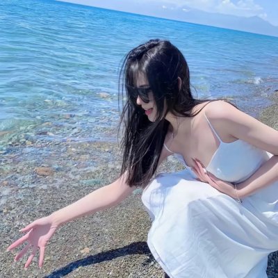 美女别慌，我的仙术每周刷新